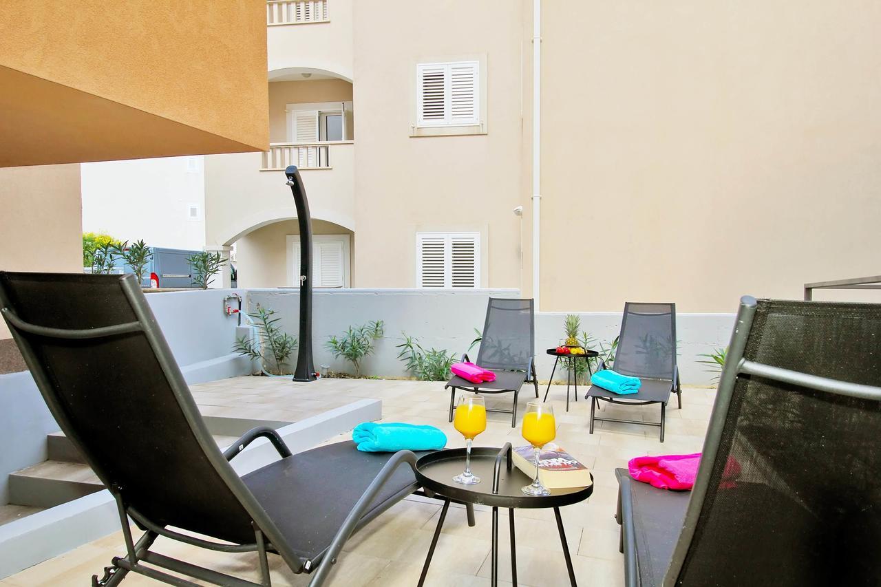 Bacan Family Apartments تْسافتات المظهر الخارجي الصورة