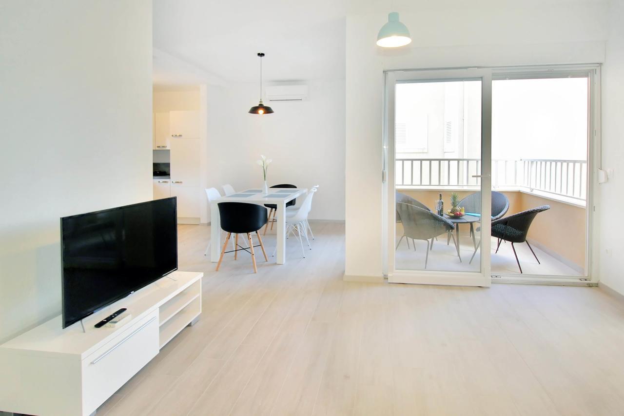 Bacan Family Apartments تْسافتات المظهر الخارجي الصورة
