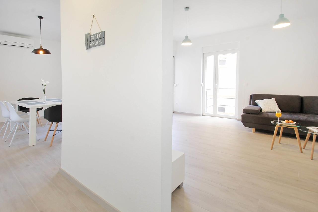 Bacan Family Apartments تْسافتات المظهر الخارجي الصورة