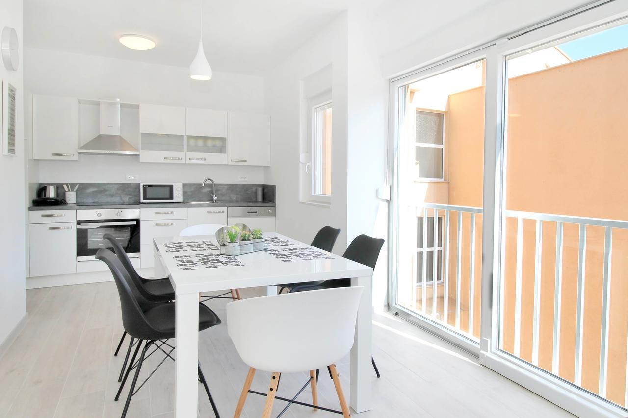 Bacan Family Apartments تْسافتات المظهر الخارجي الصورة